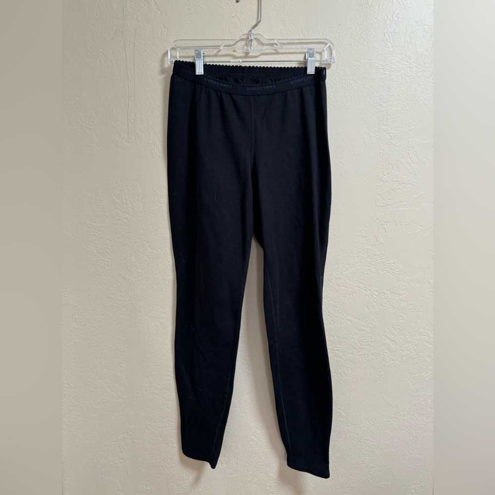 Patagonia Performance Base Layer Size M - image 1
